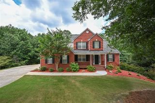 529 Plantation Creek Drive, Loganville, GA 30052