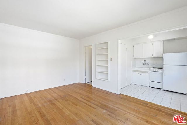 1748 Malcolm Avenue, Los Angeles, CA 90024