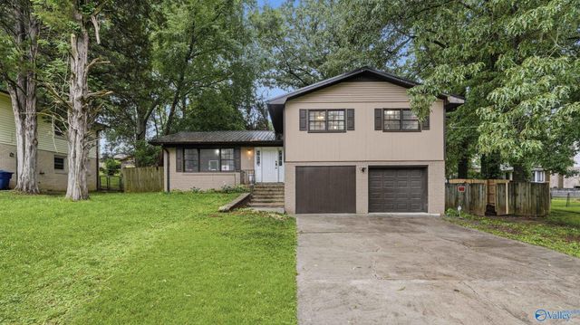 4703 Wellington Point NW, Huntsville, AL 35816