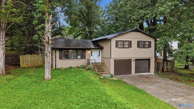 4703 Wellington Point NW, Huntsville, AL 35816
