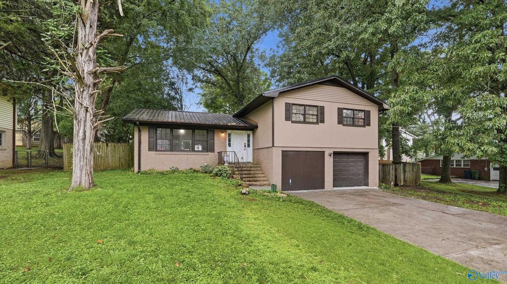4703 Wellington Point NW, Huntsville, AL 35816