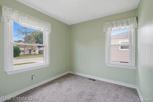 26435 Chippendale Street, Roseville, MI 48066