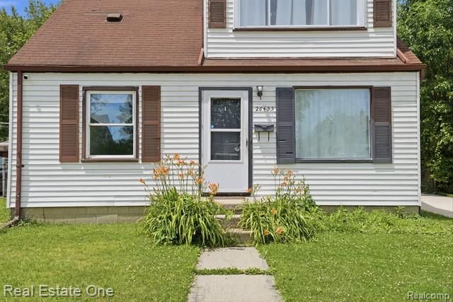 26435 Chippendale Street, Roseville, MI 48066