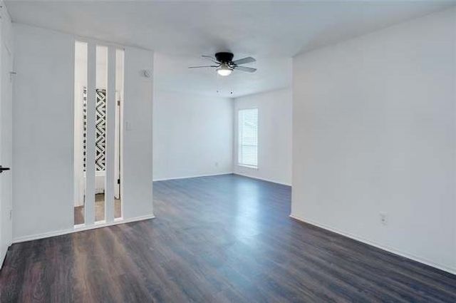 307 Lone Oak Circle, Euless, TX 76039