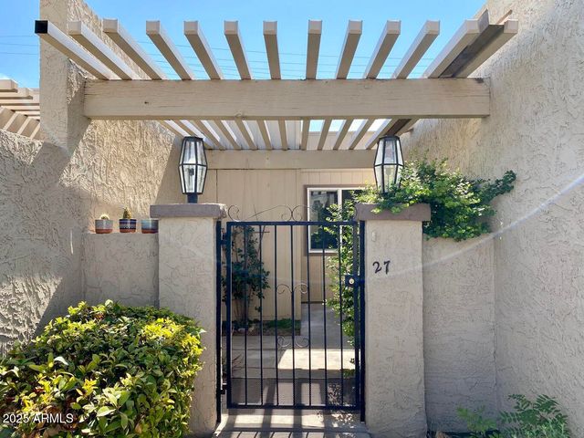 5100 N MILLER Road 27, Scottsdale, AZ 85250