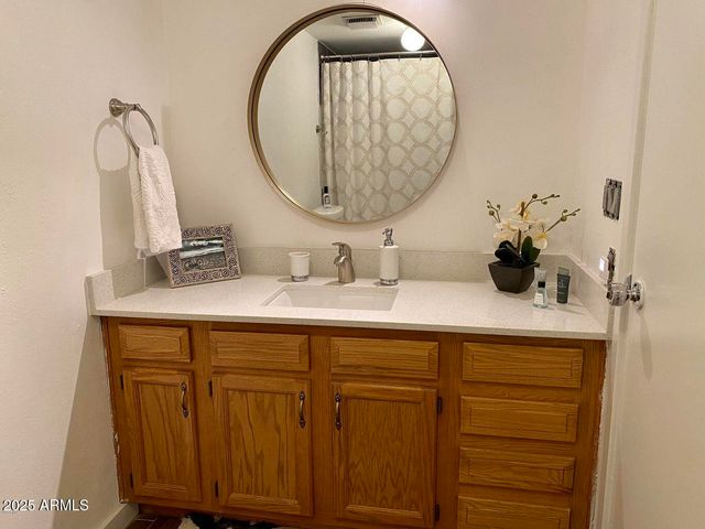 5100 N MILLER Road 27, Scottsdale, AZ 85250