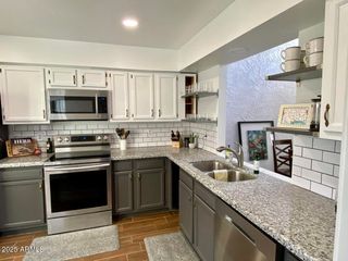 5100 N MILLER Road 27, Scottsdale, AZ 85250