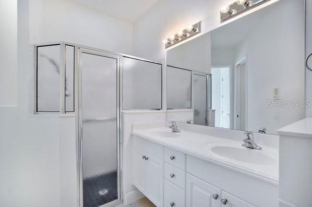 208 LAMONTE POINT CT, Debary, FL 32713