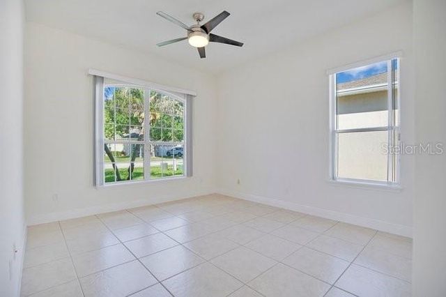 208 LAMONTE POINT CT, Debary, FL 32713