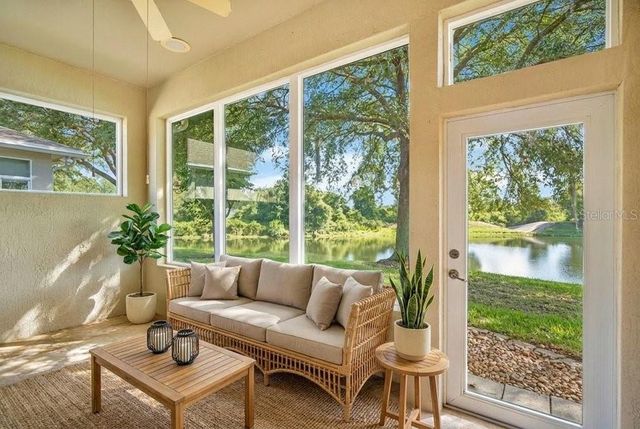 208 LAMONTE POINT CT, Debary, FL 32713