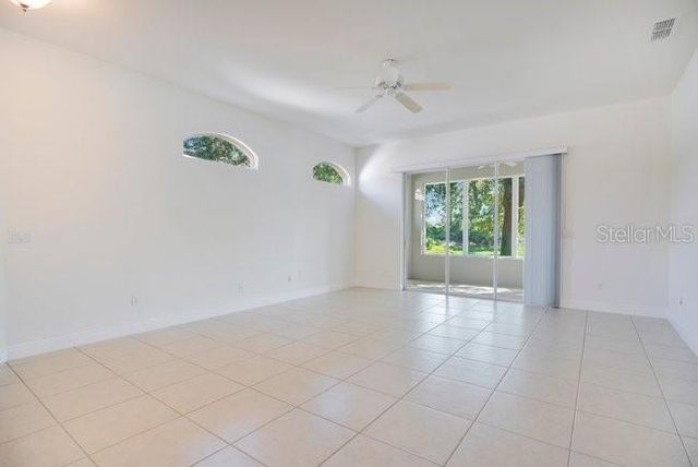 208 LAMONTE POINT CT, Debary, FL 32713