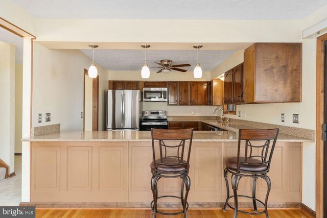 100 PLEASANT GROVE RD, Locust Grove, VA 22508