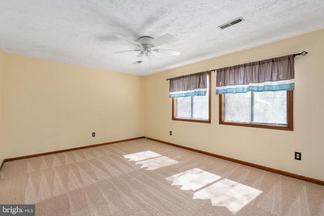 100 PLEASANT GROVE RD, Locust Grove, VA 22508