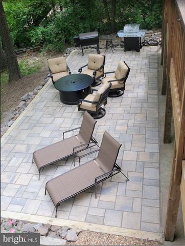 100 PLEASANT GROVE RD, Locust Grove, VA 22508