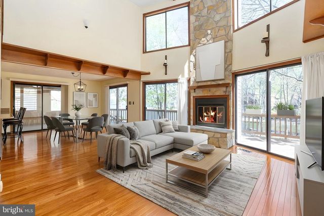 100 PLEASANT GROVE RD, Locust Grove, VA 22508