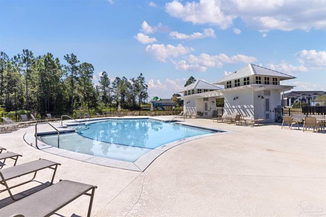 3660 Fallschase Blvd, Pensacola, FL 32526