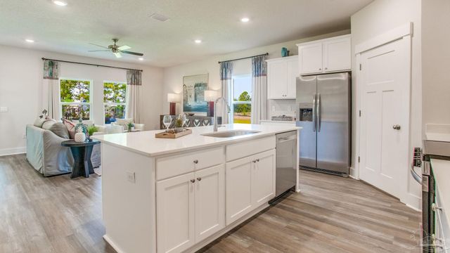 3660 Fallschase Blvd, Pensacola, FL 32526
