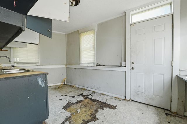 996 Wilson Avenue, Columbus, OH 43206
