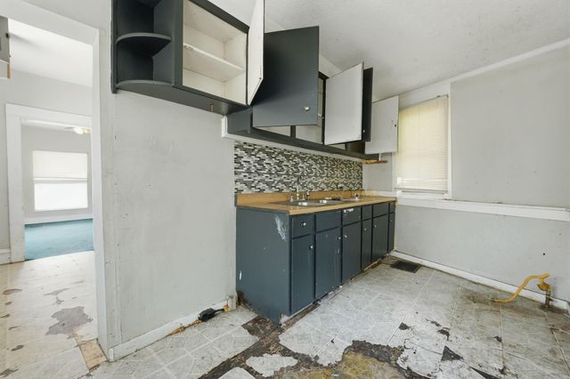 996 Wilson Avenue, Columbus, OH 43206