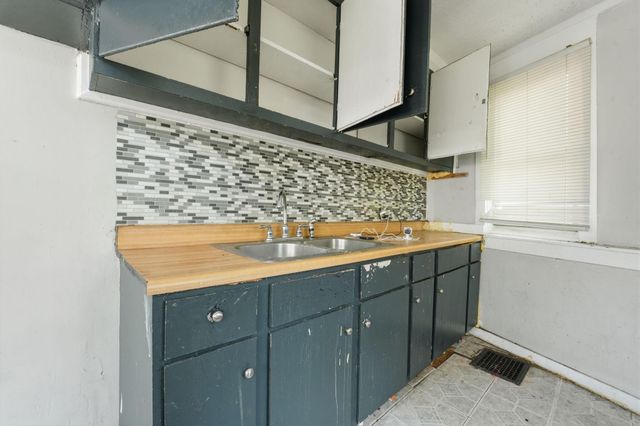996 Wilson Avenue, Columbus, OH 43206