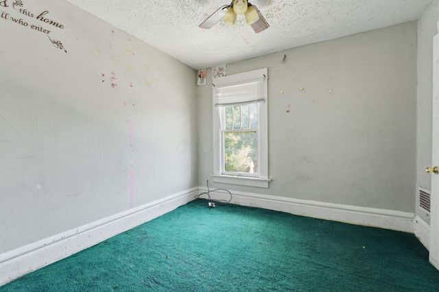 996 Wilson Avenue, Columbus, OH 43206