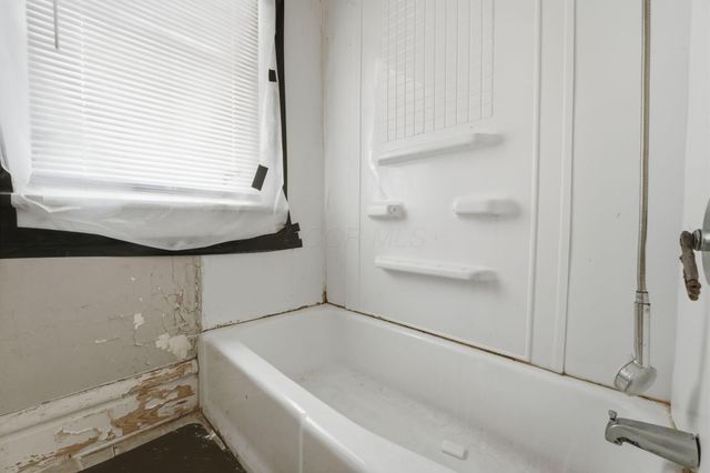 996 Wilson Avenue, Columbus, OH 43206