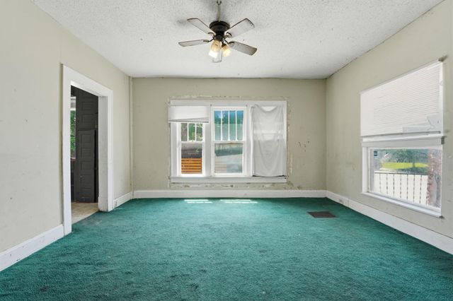 996 Wilson Avenue, Columbus, OH 43206