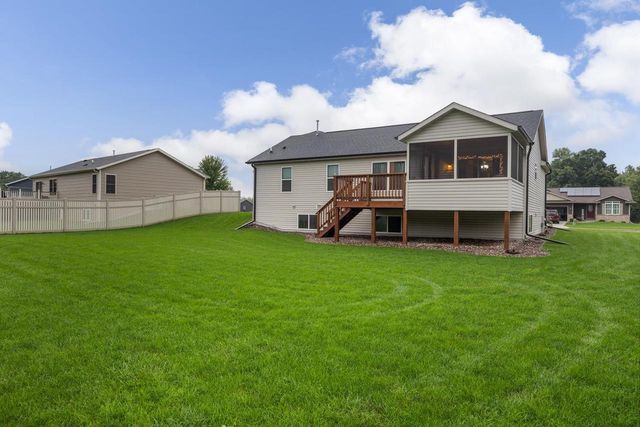 867 Hain Road, Edgerton, WI 53534