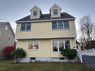 18 Walton Street, Wakefield, MA 01880