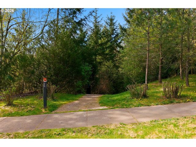 2411 Nw BIRKENDENE St, Portland, OR 97229