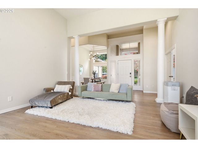 2411 Nw BIRKENDENE St, Portland, OR 97229