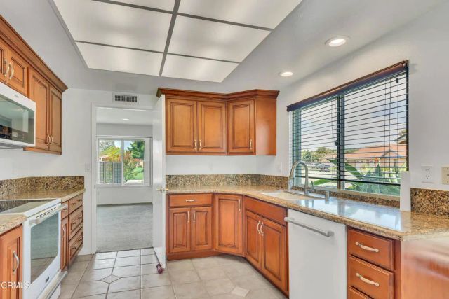 32118 Village 32, Camarillo, CA 93012