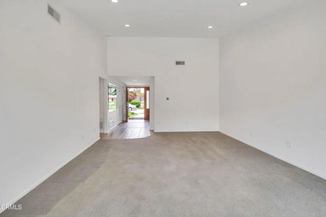 32118 Village 32, Camarillo, CA 93012