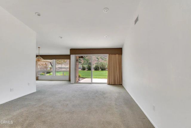 32118 Village 32, Camarillo, CA 93012