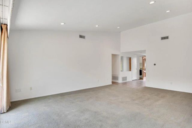 32118 Village 32, Camarillo, CA 93012