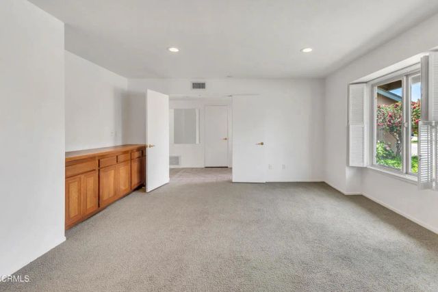 32118 Village 32, Camarillo, CA 93012