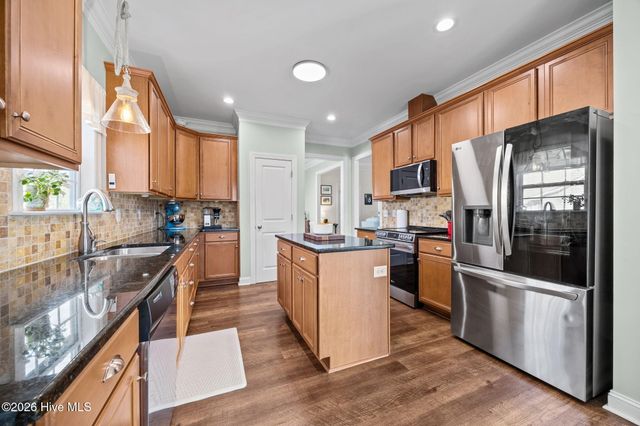 107 Cormorant Drive, Swansboro, NC 28584