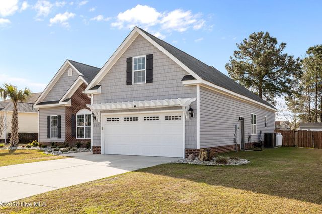 107 Cormorant Drive, Swansboro, NC 28584