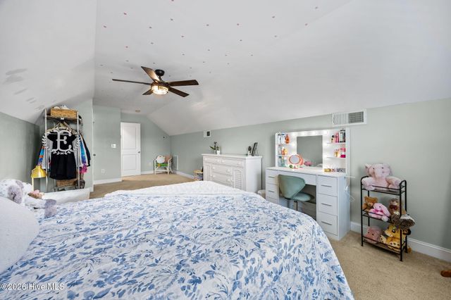 107 Cormorant Drive, Swansboro, NC 28584