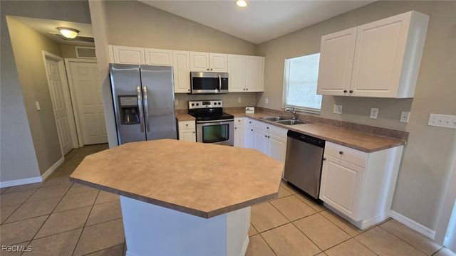 3322 Oasis BLVD, Cape Coral, FL 33914