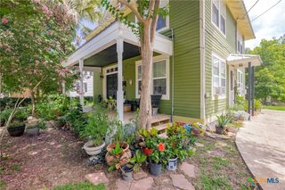 406 E Goodwin Avenue, Victoria, TX 77901