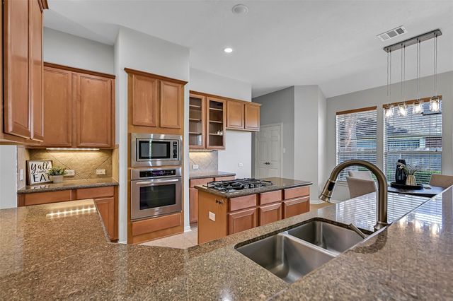 3902 Amerson Court, Pearland, TX 77584
