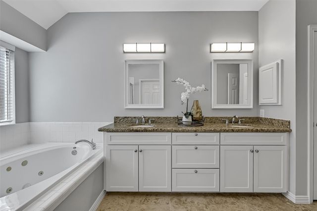 3902 Amerson Court, Pearland, TX 77584