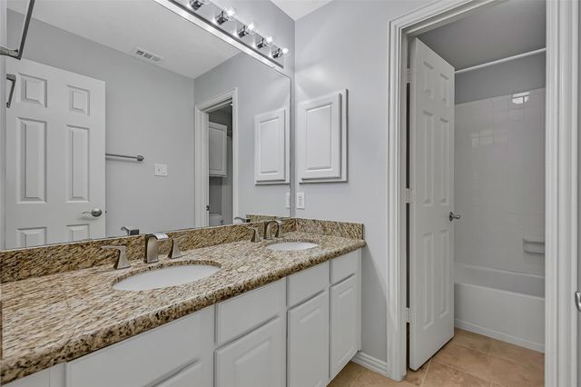 3902 Amerson Court, Pearland, TX 77584