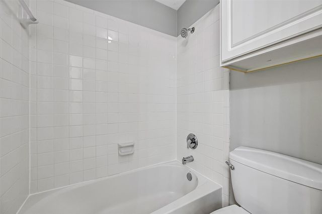 3902 Amerson Court, Pearland, TX 77584