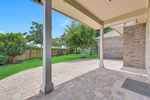 3902 Amerson Court, Pearland, TX 77584
