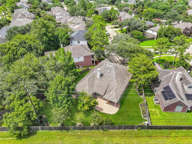 3902 Amerson Court, Pearland, TX 77584