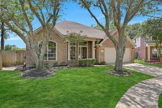 3902 Amerson Court, Pearland, TX 77584