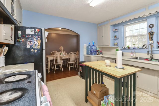 500 E 13th Street, Kannapolis, NC 28083