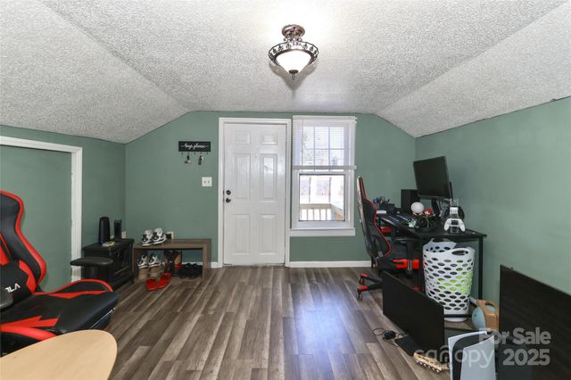 500 E 13th Street, Kannapolis, NC 28083